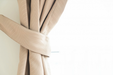 Чистые шторы за 7 минут: возьмите обычное мыло и соль – вешаем без глажки