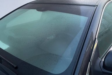 Водителям рассказали, что запрещено делать, если стекла в авто запотели ИА SevastopolMedia