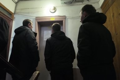 Жильцы несколько месяцев страдают из-за неработающего лифта Народный Фронт Крыма