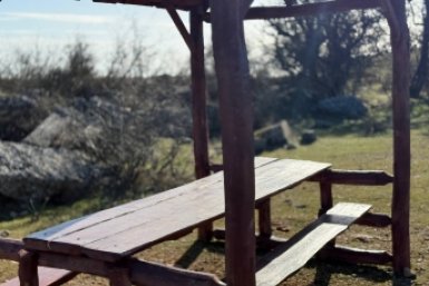 На тропе появились привалы для отдыха Соцсети М. Развожаева