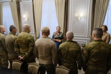 Добровольцы из Ялты отправились на передовую Соцсети Я. Павленко