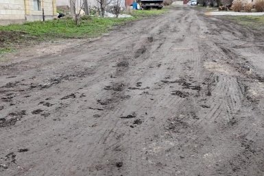 Дорога превратилась в грязевой бассейн Народный Фронт Крыма