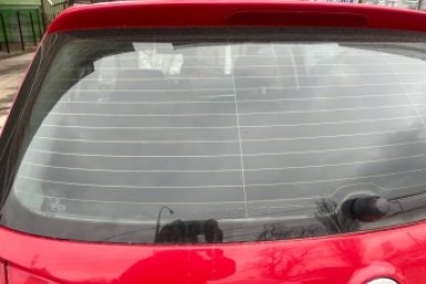 Один носок - и стекло сияет: забытая хитрость водителей СССР - идеально на начало весны ИА SevastopolMedia