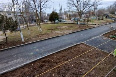 Двор привели в порядок после визита общественников Народный фронт Крыма