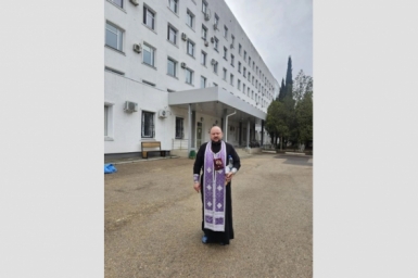 Священники пообщались с пострадавшими при взрыве Центральное благочиние Севастополя