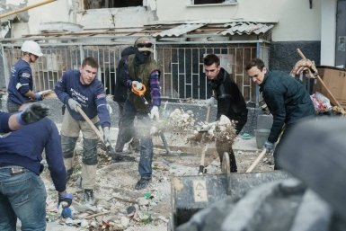 На месте происшествия весь день разбирали завалы Соцсети М. Развожаева