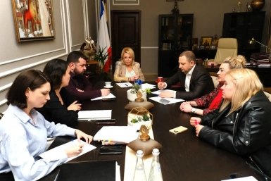 Глава Ялты провела прием граждан Соцсети Я. Павленко