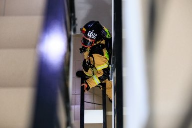 В Севастополе при ночном пожаре в квартире погибла женщина