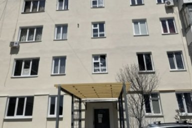 Пострадавший дом восстанавливают Правительство Севастополя