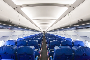 В российских самолетах запретят пауэрбанки