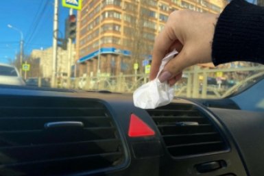 Забыла про запотевшие стекла навсегда: кладу пакет под лобовое и езжу с кайфом всю весну и лето