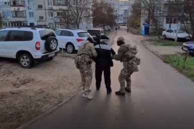 В Крыму отправили в колонию пенсионера за призывы атаковать Красную площадь