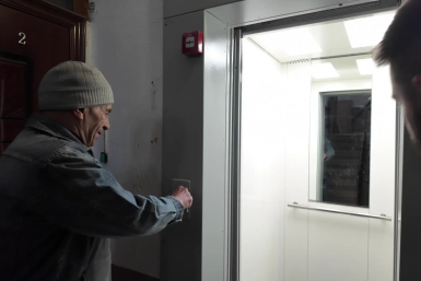 В многоэтажке Симферополя заменили лифт после обращения к Владимиру Путину