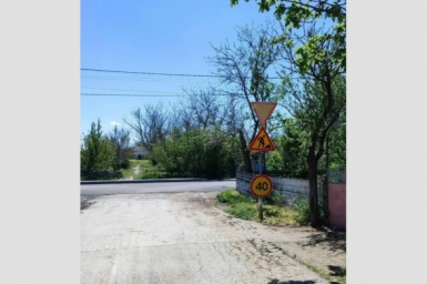 В Крыму разметка и дорожный знак появились после жалоб прокурору