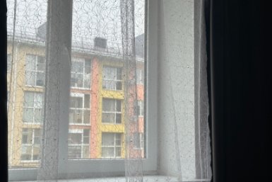 Замачиваю тюль в этом составе на час - и серость уходит без стирки: шторы белее облаков, даже старая желтизна исчезает ИА YakutiaMedia