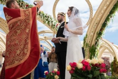 В Новом Херсонесе провели первую брачную церемонию с венчанием