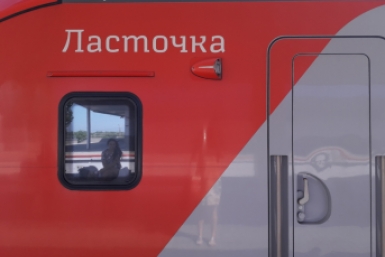 Юных пассажиров 10–16 лет с 1 июня начнут пускать в поезда без мам и пап