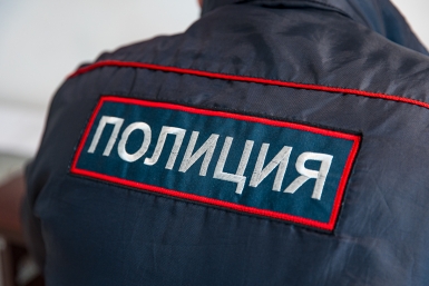 В Севастополе будут судить укусившую полицейского горожанку