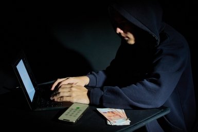 Покупали генераторы и топливо: за неделю крымчане отдали мошенникам ₽ 20 млн