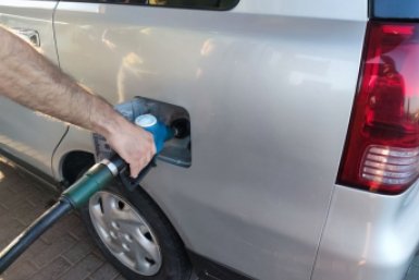 Дважды в сутки: о новом графике продаже бензина объявил глава Крыма