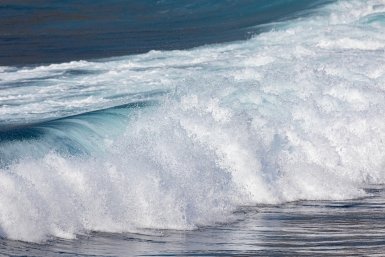 Над морем в районе Севастопольской бухты сбили 2 беспилотника 8 сентября