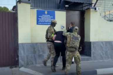 В Крыму житель Сакского района призывал совершать теракты, возбуждено дело