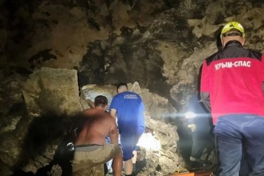 В Крыму женщина упала со скалы и получила множество травм