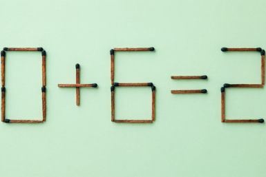 Головоломка со спичками: 0 + 6 = 2 — переставьте одну спичку и исправьте равенство