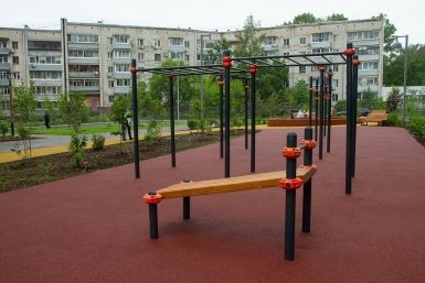 В Крыму прокуратура добилась ремонта 58 детских площадок и демонтажа обрудования