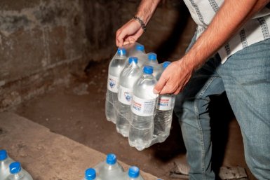 Более 18 тысяч литров питьевой воды доставили в укрытия Севастополя