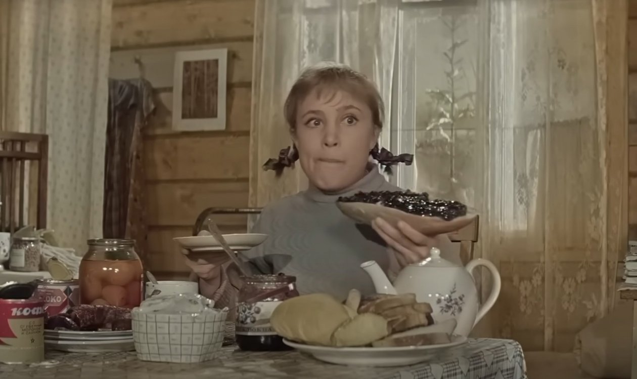 Тематическое фото кадр из фильма &quotДевчата&quot (6+)