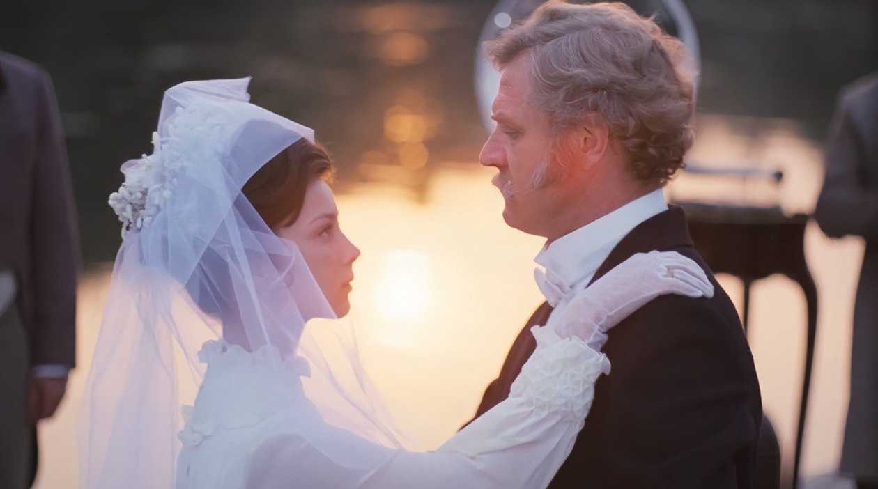 кадр из фильма &quotМой ласковый и нежный зверь&quot (12+)