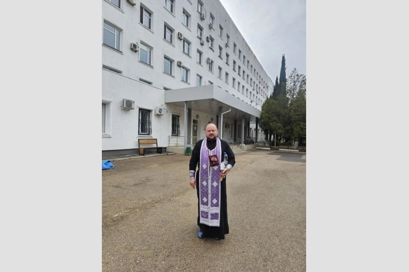 Священники пообщались с пострадавшими при взрыве Центральное благочиние Севастополя