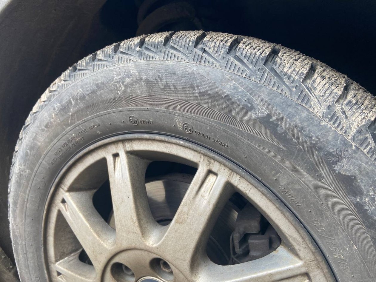 Давление в шинах на трассе: одна мелочь, от которой зависит безопасность и расход топлива ИА SevastopolMedia