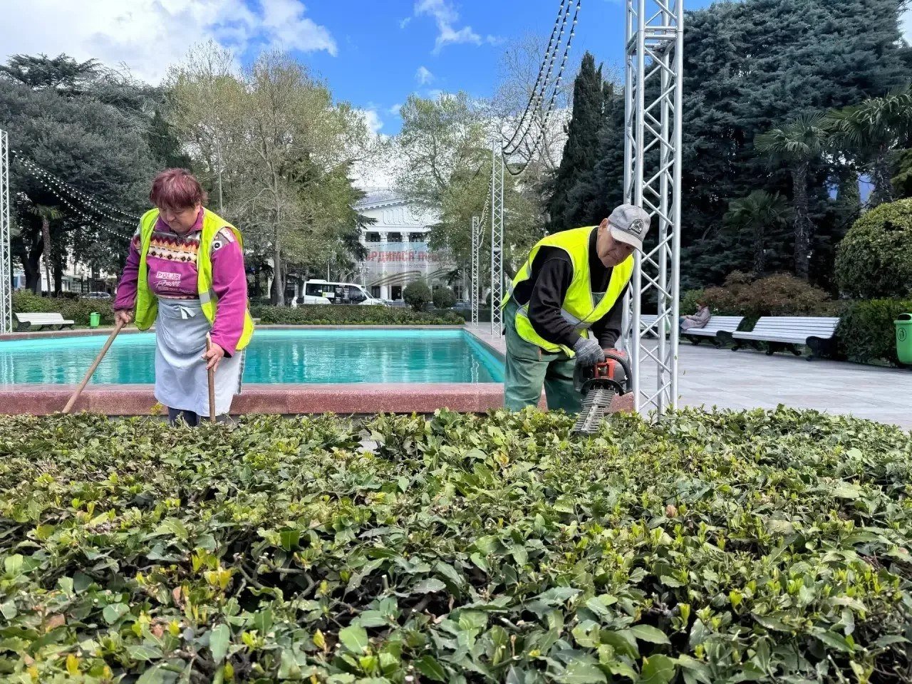 В Ялте наводят порядок Соцсети Я. Павленко