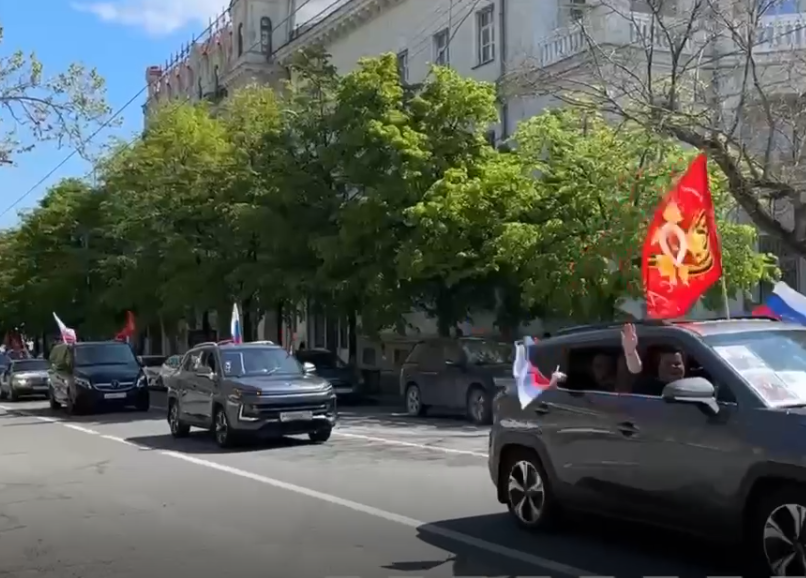 В Севастополе прошел посвященный Дню Победы автопробег