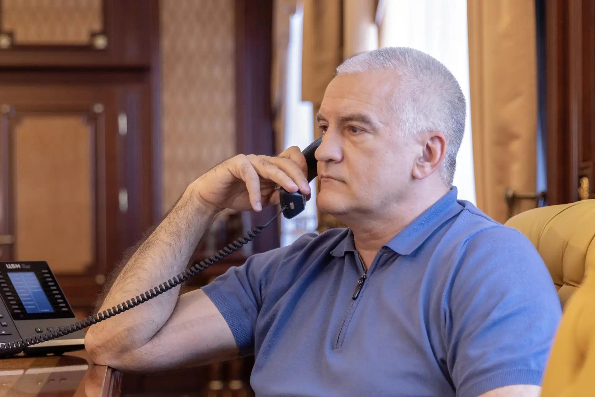 Глава Крыма уволил руководителя организации Соцсети С. Аксенова
